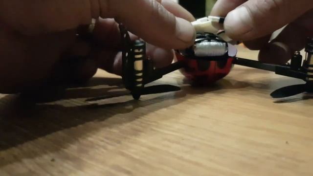 КВАДРОКОПТЕР QR Ladybird БУКАШКА ПЕРВЫЙ ЗАПУСК. КАК НАСТРОИТЬ СОПРЯЖЕНИЕ С БЕСПИЛОТНИКОМ. смотреть онлайн