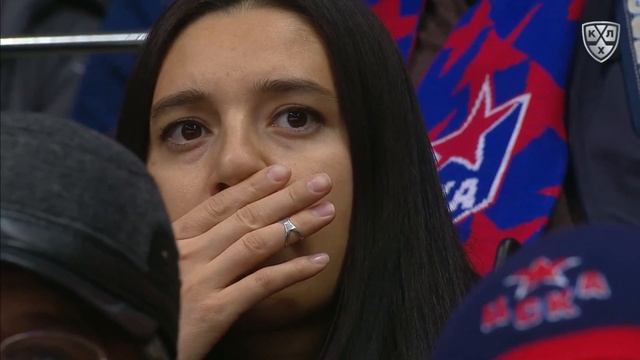 Подъяпольский ныряет за красивым сэйвом смотреть онлайн
