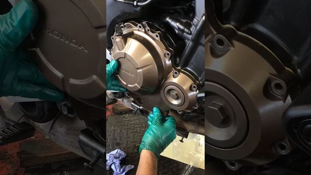 Honda CB500F Clutch Service @PMG Motorcycles #shorts #hondaindonesia #hondacb500f#hondamotorcycles смотреть онлайн