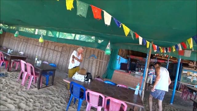 139. Пляж Ом бич в Гокарне. Декабрь 2021 г. Индия. смотреть онлайн