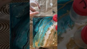 Как починить трещину на картине из эпоксидной смолы