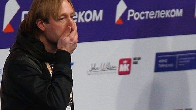 Плющенко обвинил в предательстве бывшего тренера своей академии смотреть онлайн