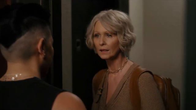 Cynthia Nixon, Sara Ramirez In And Just Like That - Miranda And Che - Suprise (1)