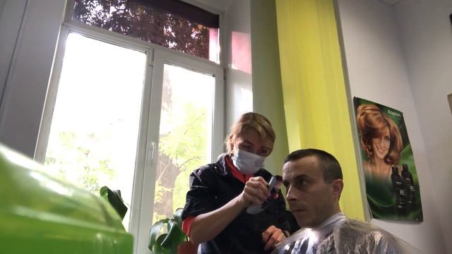 #стрижкаволос#прическа# Мужская стрижка волос насадками и с челкой смотреть онлайн