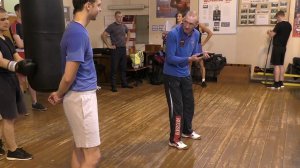 Бокс: скакалка для начинающих (English subs)