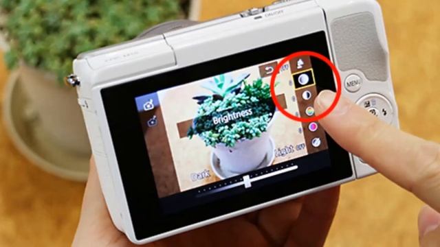 How to set brightness for canon eos m10 ( cara mengatur kecerahan canon eos m10 смотреть онлайн