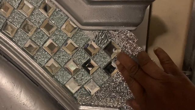 DIY headboard GLAM/ nightstand revamp with mirror tiles #glam #bedroomideas смотреть онлайн