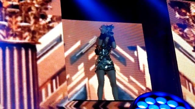 АниЛорак - шоуКаролина - Berlin 9.02.2016