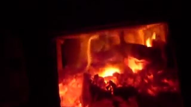 Обжиг кирпичей. Раскалённые докрасна кирпичи смотреть онлайн