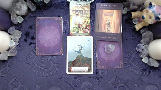 What am I Manifesting? ~ 'Pick a Card' | Tarot & Oracle Card Reading смотреть онлайн