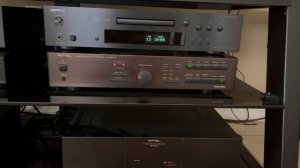 ONKYO C-7030 VLSC Pulse Noise Reduction MP3 CD Player Full Review/Unboxing and Comparison!