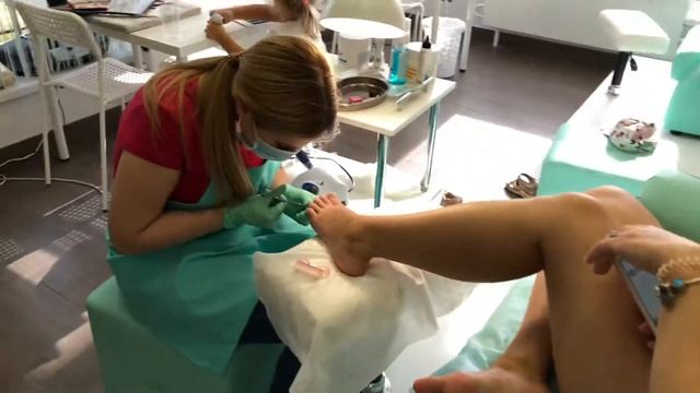 Студия маникюра и педикюра. Школа маникюра и педикюра. Турбо салярия смотреть онлайн