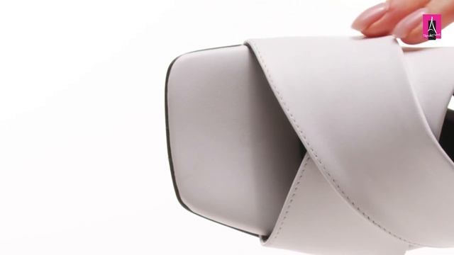 Видеообзор I Женские мюли KARL LAGERFELD K-BLOK Krosstrap Slide 2864168 смотреть онлайн