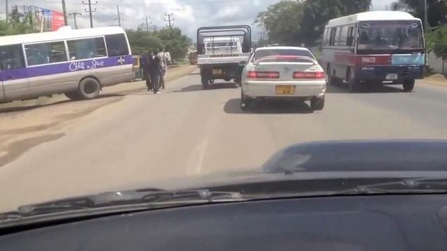 Crazy Toyota Mark II -- Trying to chase Subaru Forester 2007 STI смотреть онлайн