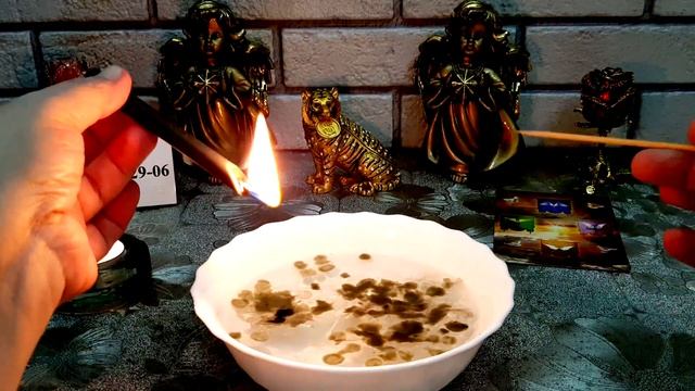 Отличные вести от восковой свечи. Гадание на воске. смотреть онлайн