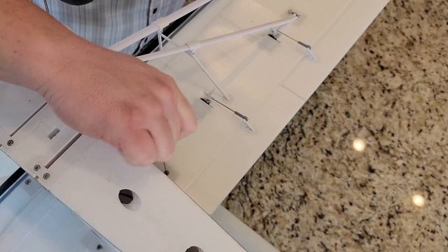 FMS - PA-18 RTF - 1.3m - Unbox, Build, & Radio Setup