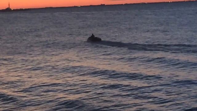 Мотор Ямаха 15 лс пробую в море смотреть онлайн