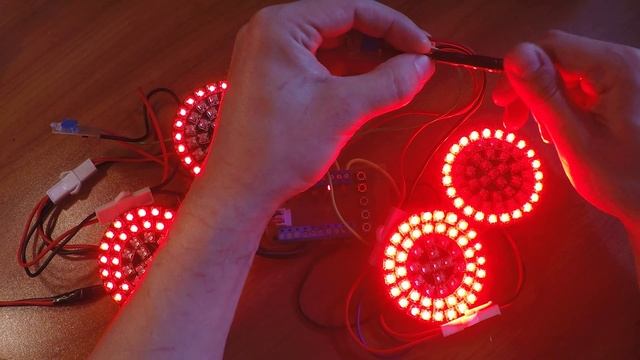 Задняя LED оптика Mazda Familia смотреть онлайн