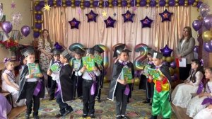 Танец Букварик на выпускном в детском саду