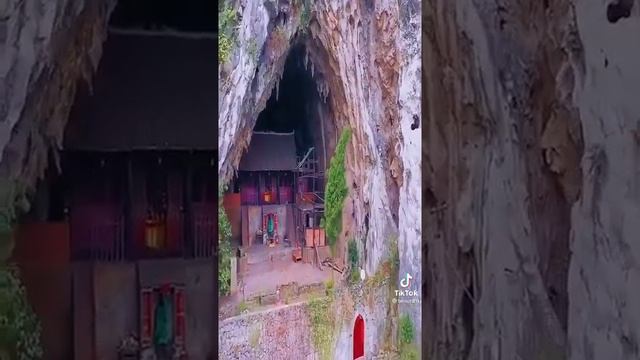 Остров Куан-гуала- дом по среди горы (достопримечательности) ?️?️?️ смотреть онлайн