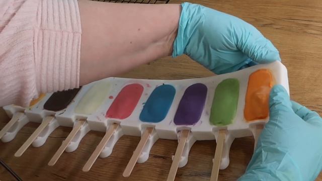 Кейк попсы ? Пирожное КАРТОШКА! С шоколадными картинками. Эскимо на палочке. Кэнди бар. Cake Pops смотреть онлайн