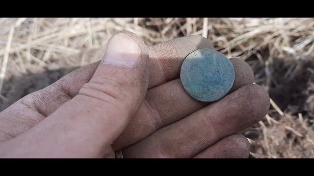 День монет\Коп с Евро Ася и ХП Деус\Копаем с дядей Мишей смотреть онлайн