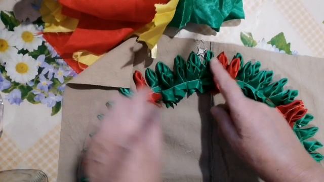 Коврик кругляш из атласных тканей. смотреть онлайн