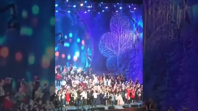 Хор Турецкого.Москва Танцует.30.12.2017. смотреть онлайн