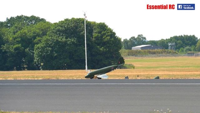 Radio Controlled (RC) PARACHUTE DROP ! смотреть онлайн