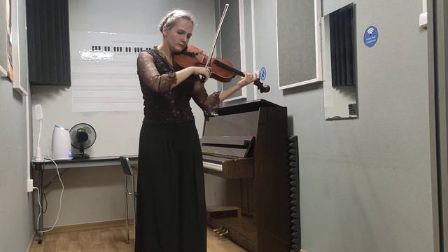 Tatiana Komissarova "D" Bach Sarabanda from suite n 3 смотреть онлайн