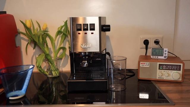 The Concise Way to Descale the Gaggia Classic Pro смотреть онлайн