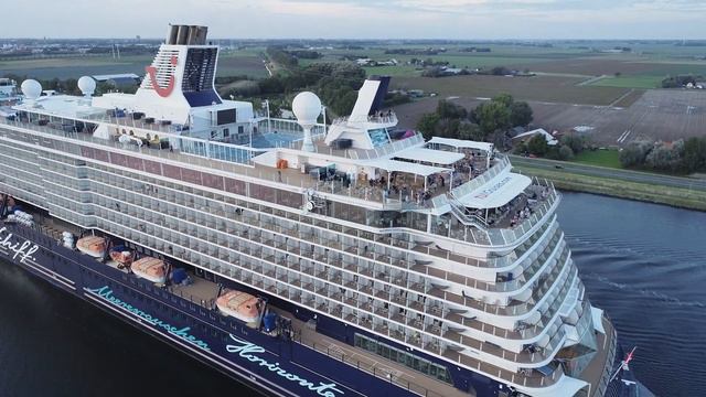 Mein Schiff 3 Drohne TUI Cruises смотреть онлайн