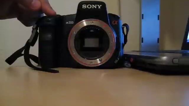 Sony Alpha A200 Shooting 3 FPS смотреть онлайн