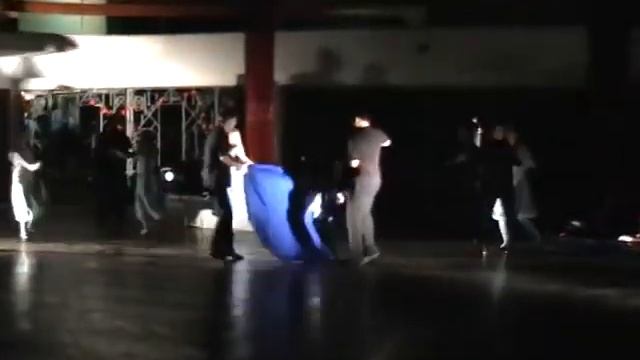 01 Сон Алисы: Бал в Стране Чудес (2010) - Начальный танец смотреть онлайн