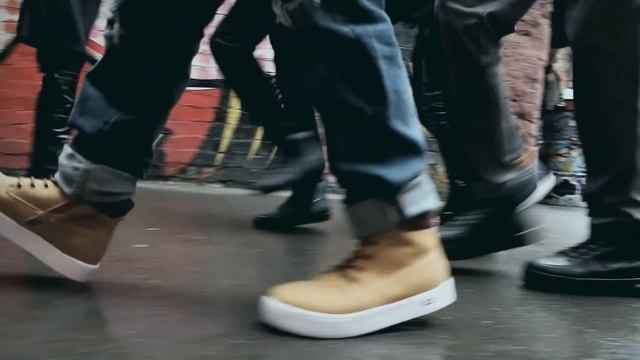 Qwest. Модная обувь для подростков смотреть онлайн