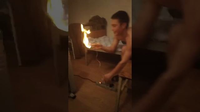 Как сделать искусственный дым и последствия горим!! смотреть онлайн