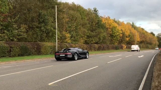 Bugatti Chiron Sport - Fast Acceleration & Amazing Sound