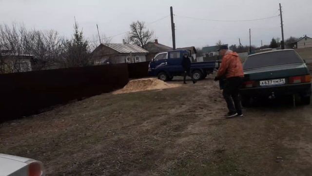 2 ч.забор 53 метра,  с проф листа .  высотой 1.5 м.   толщина 45 мм