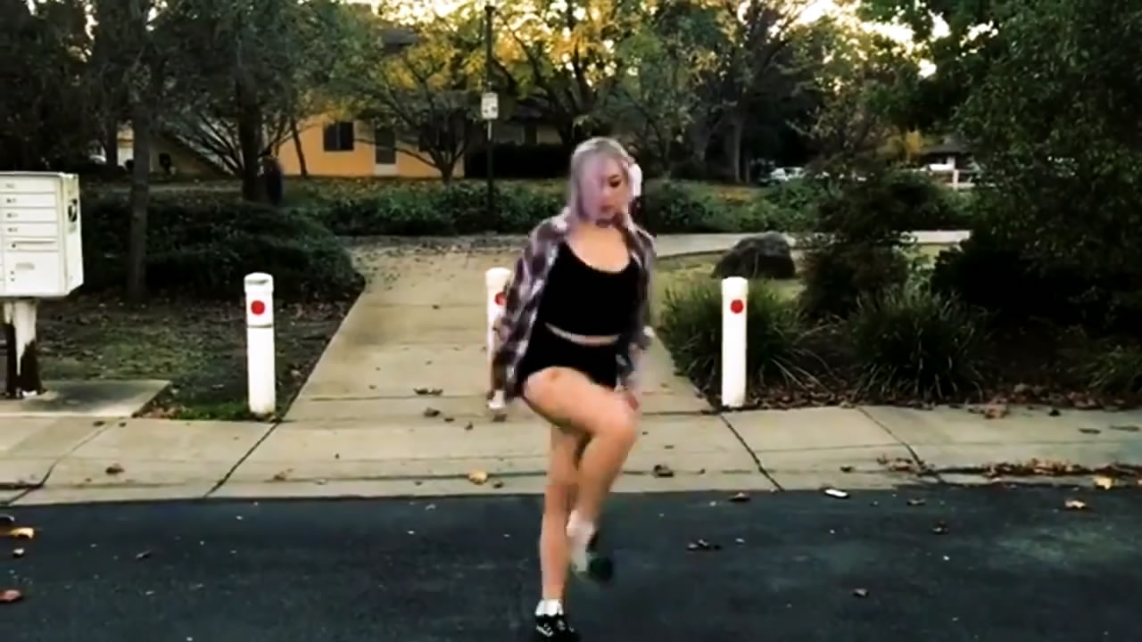 Basic Element - This must be a dream.mp4 смотреть онлайн