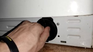 НЕ откручивается фильтр в стиральной машине? НЕ открывается сливной фильтр в стиральной машине?