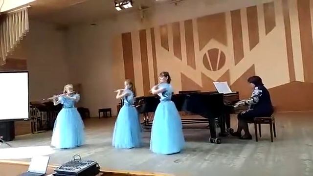 Трио флейт И. Йохов "Мой тропический остров" смотреть онлайн