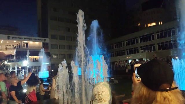 Запуск фонтана "Мелодия" в Саратове смотреть онлайн