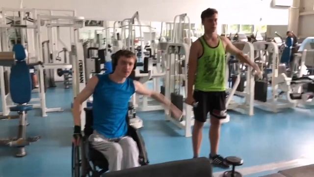 Тренировка передней и средней дельты плеча!!! смотреть онлайн
