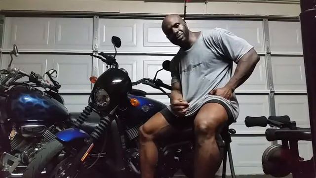 How to Put together your POSING routine. The Best Lifetime Natural Pro Bodybuilder Lamont Gilchrist смотреть онлайн