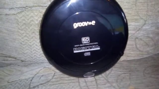 A look at the groove retro personal cd player смотреть онлайн