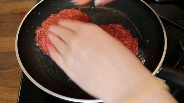 VLOG Кулинариум Бургеры с копченой говядиной и картофелем Айдахо смотреть онлайн