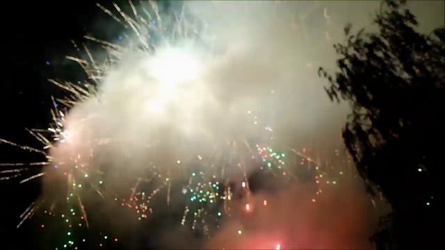 Салют 05.09.2015, Северное Тушино, День Города смотреть онлайн