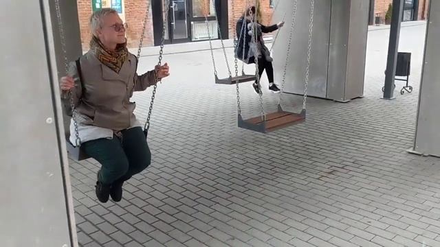 Новые качели на Ликерке лофт смотреть онлайн