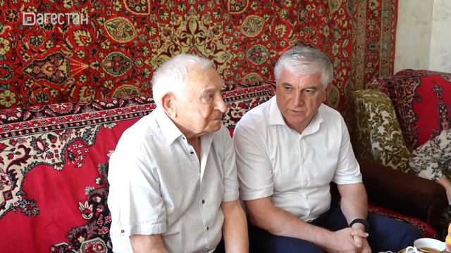 Участник ВОВ Юрий Петрухин сегодня отмечает свой 96 год рождения смотреть онлайн