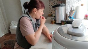 УДАЛИЛА ЗУБ, ТЯЖЕЛО ОТХОДИЛА, ДЕЛА СПОРЯТСЯ